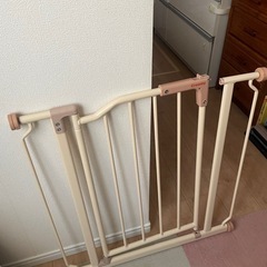 【交渉中】croomy  ベビーゲートの画像