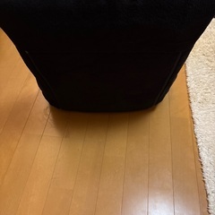座椅子 ブラックの画像
