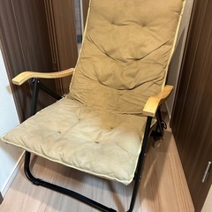 折りたたみ椅子(ローチェア)の画像