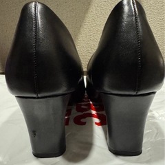 ロメオバレンチノ　パンプス 24cmの画像