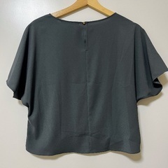 UNTITLED フレンチスリーブ　ブラウス　0サイズの画像