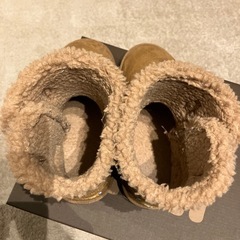 moz ボアブーツ　22センチの画像