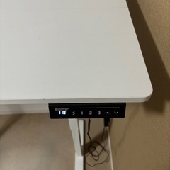 昇降式デスクの画像