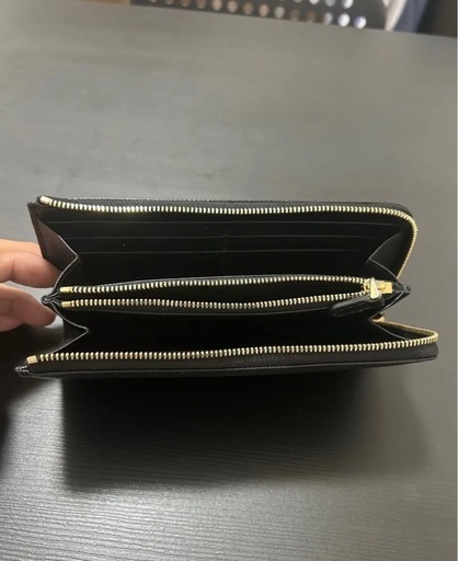 BVLGARI長財布