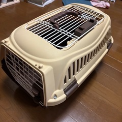 ペットキャリーの画像