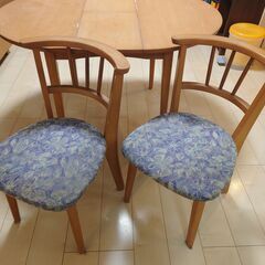 無料！２人用円形ダイニングセット　伸縮式テーブルの画像