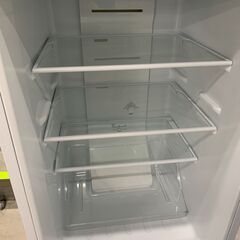 ＼家具＊家電のお店／【ｼﾞｬﾝｸﾞﾙｼﾞｬﾝｸﾞﾙ石川金沢店】 冷蔵庫 ヤマダ YRZ-E15J 2022年製の画像