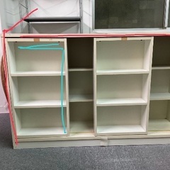 [12/16までの取引希望]白のスライド付き本棚 漫画や単行本の収納に便利！の画像