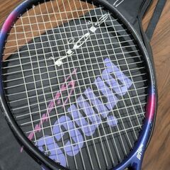 30年前のテニスラケットの画像