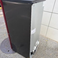 ハイアール2ドア冷蔵庫(2016年製)の画像