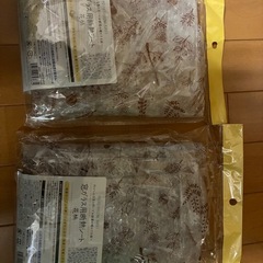 窓ガラス用断熱シート　4個セット　花柄の画像