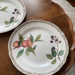 ノリタケロイヤルオーチャードの画像