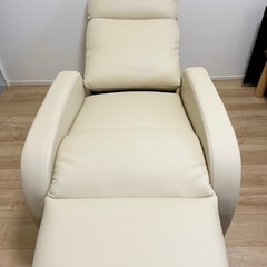 リクライニングチェアの画像