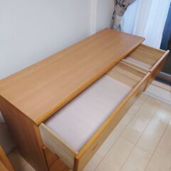 無料！木製3段ローチェストの画像