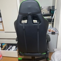 GTレーシング ゲーミンクチェアの画像