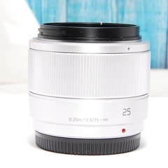 Panasonic LUMIX G 25mm☆単焦点レンズ☆ ミラーレスの画像