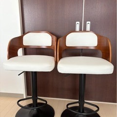 ハイチェア2脚　美品　傷なし　高さ調節ありの画像