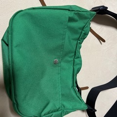 緑のバックの画像