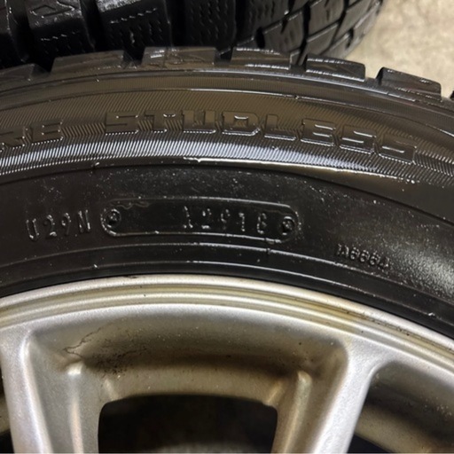 【取引中】スタッドレスタイヤ　ホイール付き 15インチ 195/65R15　