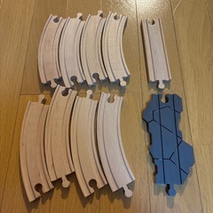 スピードシティ 木製トレイン 持ち上げよう！ クレーン&トレインセットの画像