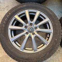 スタッドレスタイヤ　ホイール　225/55R17   の画像