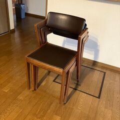 ISU WORKS 椅子３脚さしあげます　MEG　引き取り限定の画像