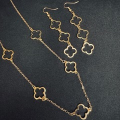  S2*《ゴールド》*クローバー♣️アクセサリーセットの画像