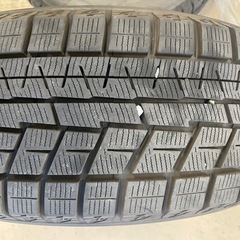 スタッドレスタイヤの画像