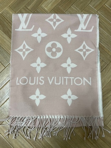 【取引終了】LOUIS VUITTONエシャルプ･シンプリーLV マフラー