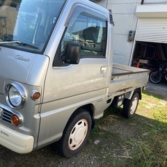 バンはありますがトラックは希少ですよねの画像