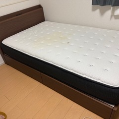 ニトリ　セミダブルマットレスの画像