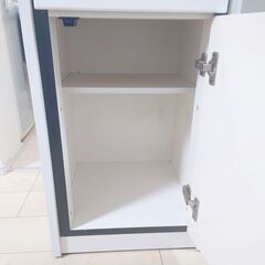 無料！トールキャビネットの画像