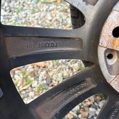 タイヤホイール18インチの画像