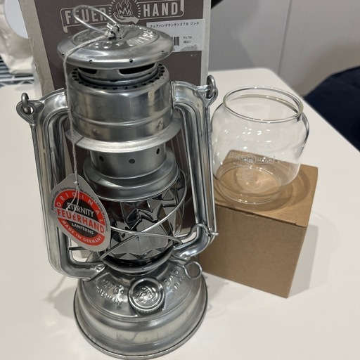 フュアハンドランタン276 ジンク・ヒルズのホヤ グレー