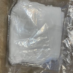 ノンブランド 白の短パン ショートパンツ ホワイト カジュアルの画像