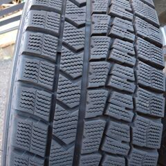 2021年製　DUNLOP　WINTERMAXX　215/60R17の画像