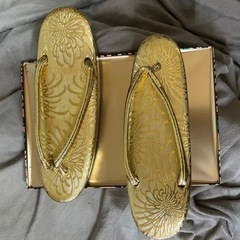 金の草履　・和装等の画像