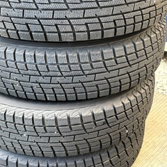 ダイハツ　雪タイヤ　145/80R13溝バッチリの画像