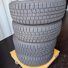 プリウス　　スタッドレスの画像