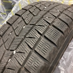 【お取引中】スタッドレスタイヤ　iceGUARD IG70 195/65R15 4本セットの画像