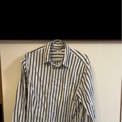 NOLLEY'S Light ホワイトシャツ MサイズとUNIQLOシャツの画像
