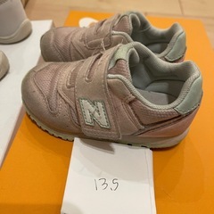 13.5 子ども靴の画像