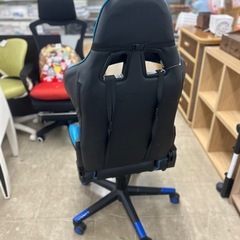 GTRACING    ゲーミングチェア　肘掛け無し　やぶれ、キズありの画像