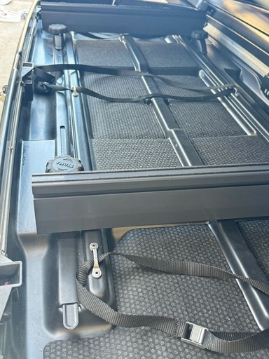 THULE  スーリー　ルーフボックス Dynamic800 フルセット　