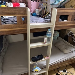 美品 2段ベッド 低めの画像