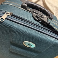 キャリーケースの画像