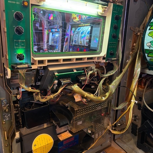 パチスロ実機4号機爆釣