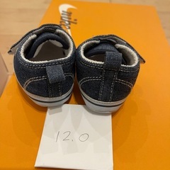 12.0 子ども靴の画像