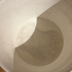 エッグペイント 鉛白　残り 5〜6kg 内装 塗装材 卵殻 日本エムテクス    ローラー、延長ハンドル付きの画像