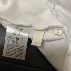 ❤️胸元刺繍 タンクトップの画像